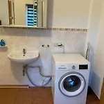 Apartment Alter Gutshof Direkt Am Schloss Und Rhododendronpark, Terasse Und Parkplatz *