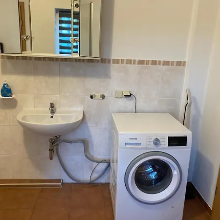 Daire Alter Gutshof Direkt Am Schloss Und Rhododendronpark, Terasse Und Parkplatz *